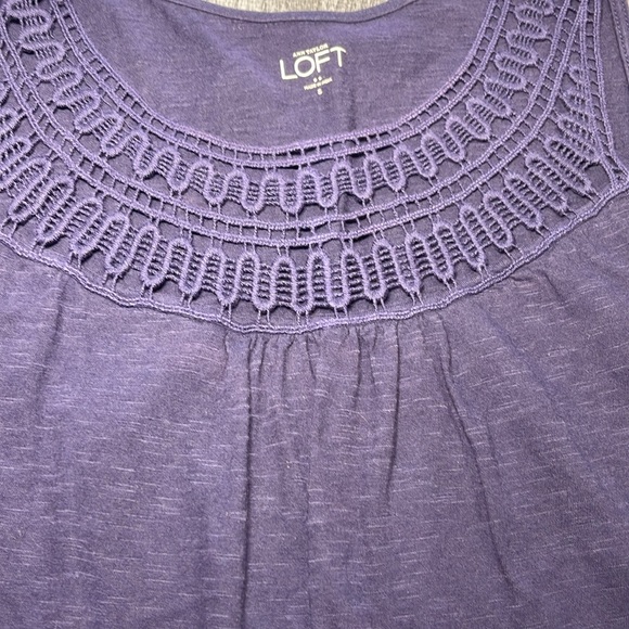 LOFT Navy Tank, Embroidered neck detail - Women’s Size S - Picture 4 of 5